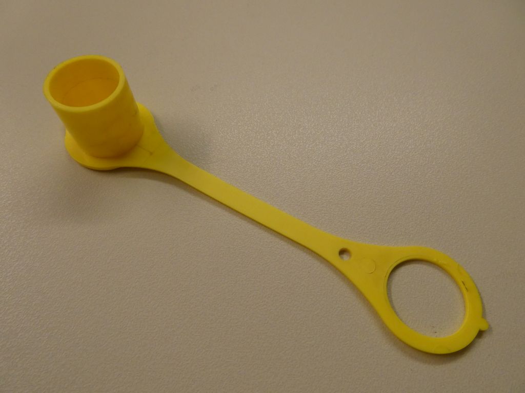 STAUBSCHUTZKAPPE  für Stecker BG3
gelb