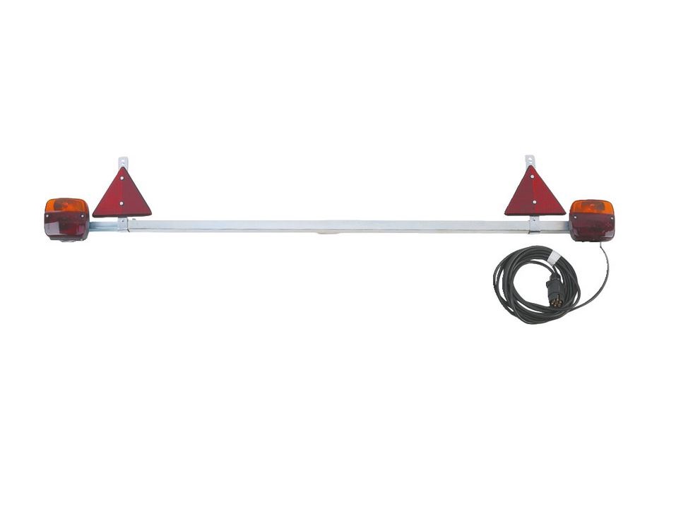 86500015_1 ANHÄNGER-BELEUCHTUNG
mit Traverse einstellbar 1,1 - 1,7m
Steckerfertig mit Kabel 7,5m
einschließl