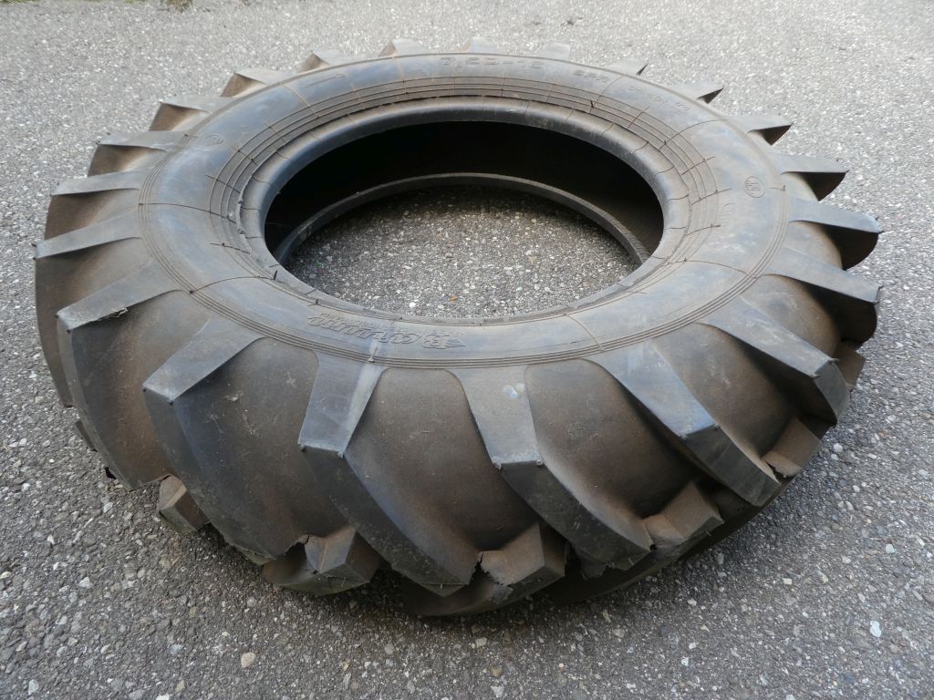 SCHLEPPER-REIFEN Barum, unbenutzt 7,50-16 - 6PR Ackerschlepperprofil Alter ca. 25 Jahre