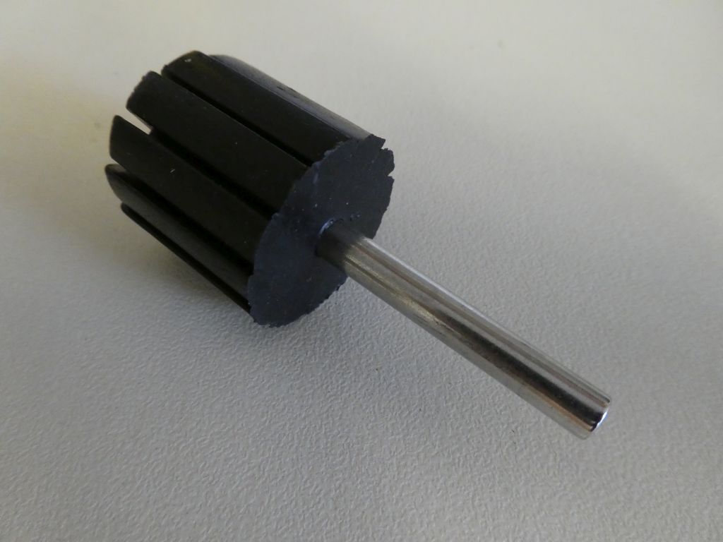 Schleifhülsenträger 30 x 30 geschlitzt, Schaft Ø 6mm